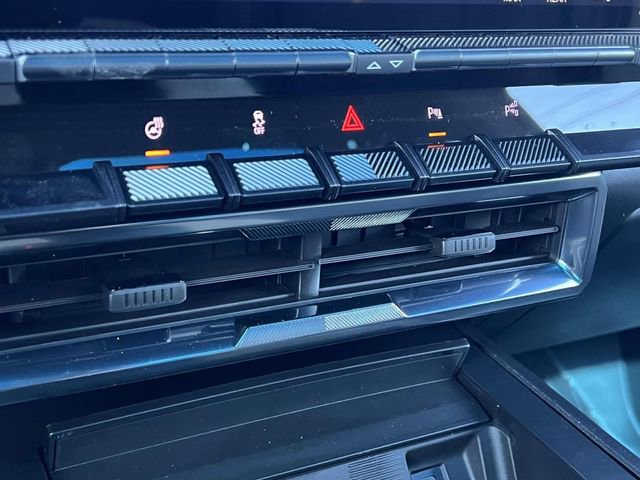 New 2026 GMC Hummer EV SUV image 25