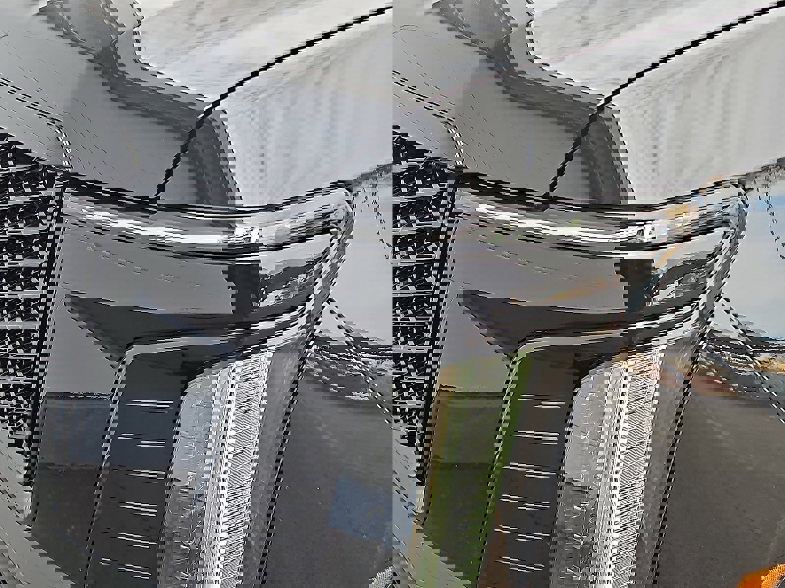 New 2026 Cadillac Escalade Platinum Sport w/ LPO, ONYX Package image 7