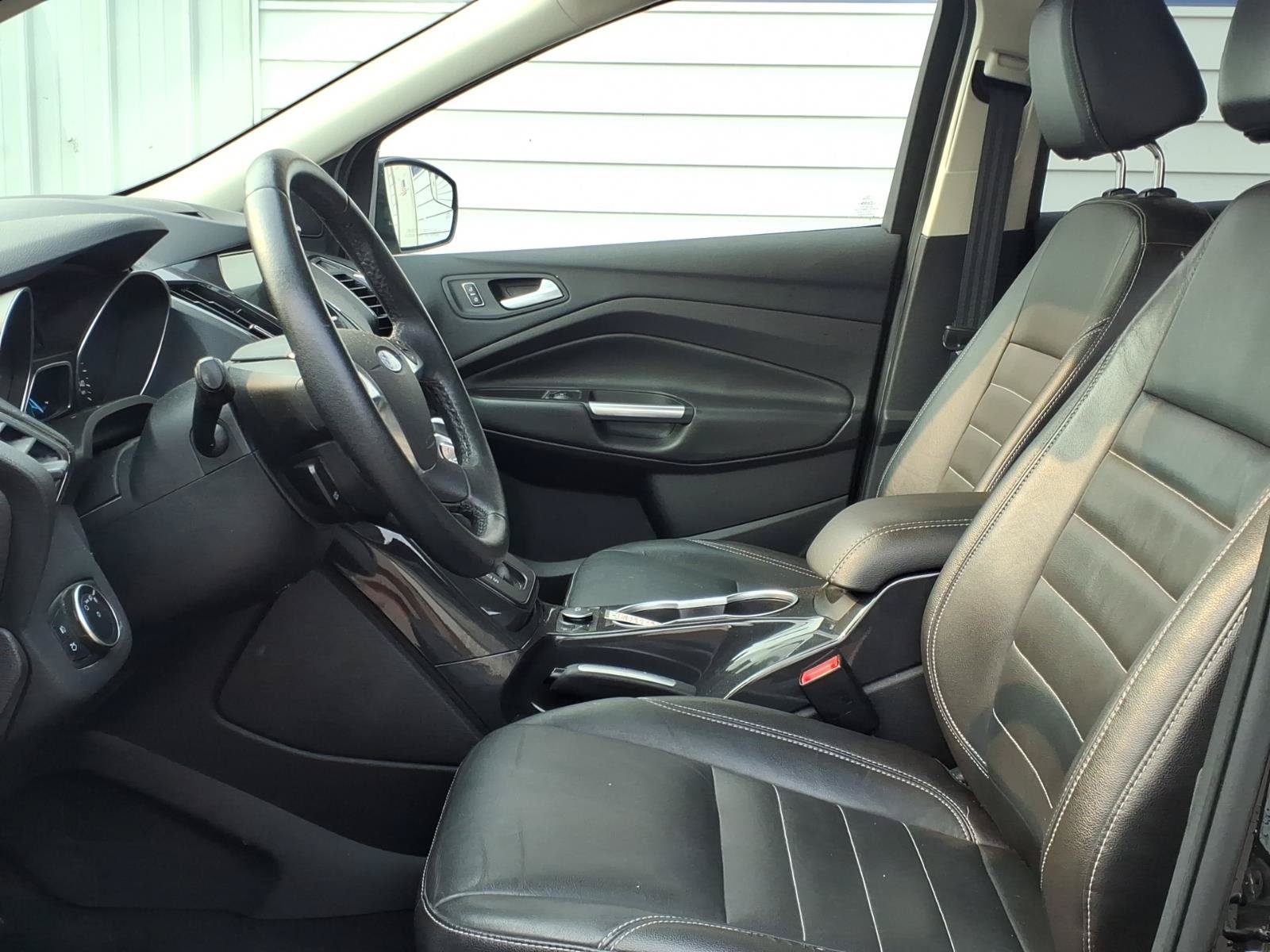 Used 2016 Ford Escape Titanium AWD/4WD image 8
