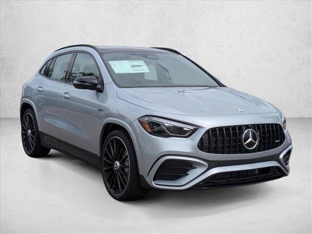 New 2026 Mercedes-Benz GLA 35 AMG 4MATIC image 5