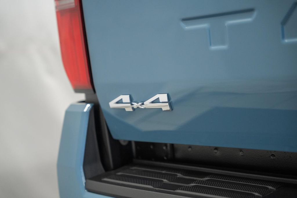 New 2026 Toyota Tacoma SR5 AWD/4WD image 7