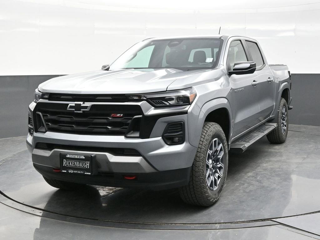 Used 2024 Chevrolet Colorado Z71 w/ Z71 Convenience Package 2 image 2