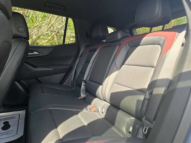 New 2026 Chevrolet Equinox RS w/ Convenience Package III AWD/4WD image 17