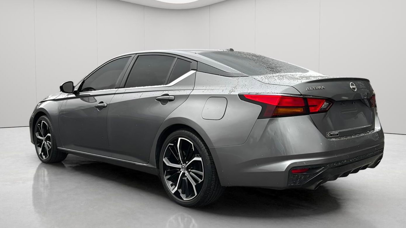 Used 2024 Nissan Altima 2.5 SR image 7