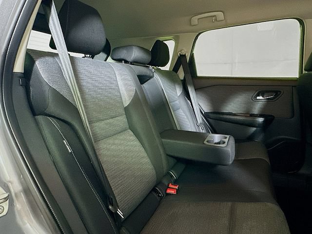Used 2023 Nissan Rogue SV FWD image 26