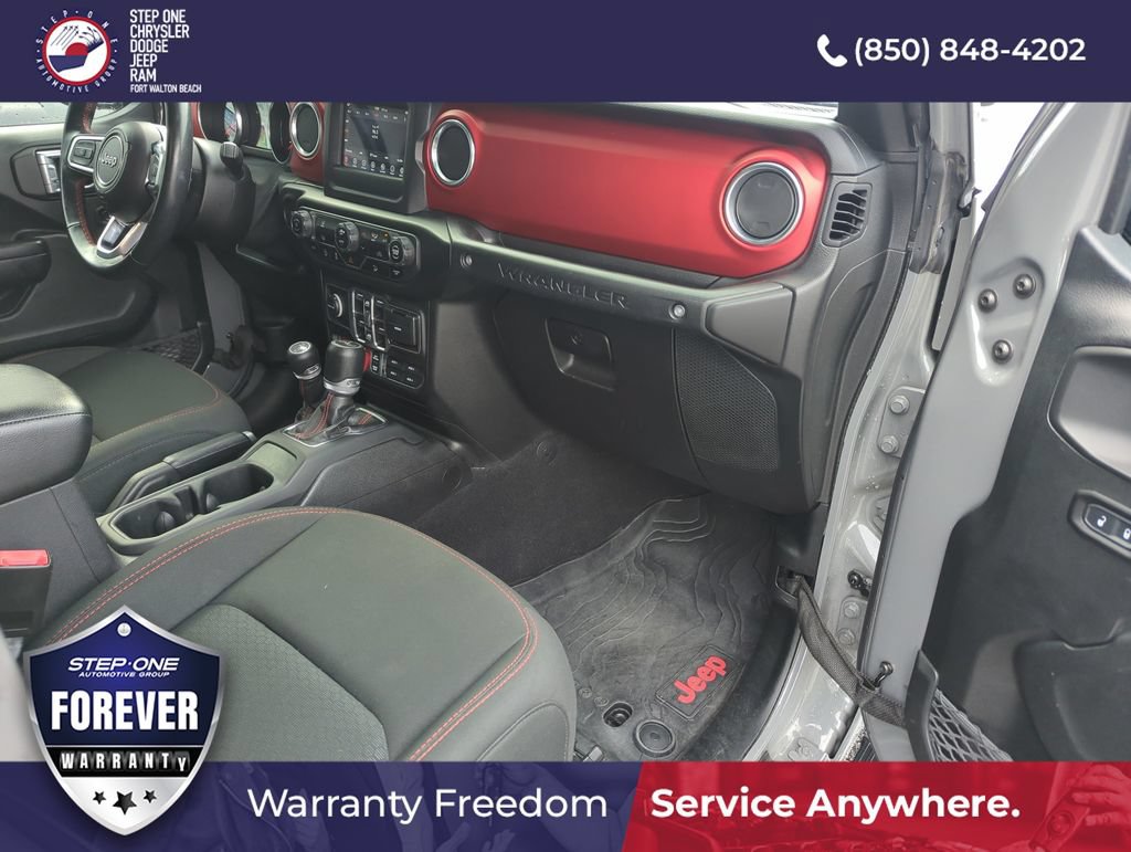 Used 2021 Jeep Wrangler Unlimited Rubicon w/ LED Lighting Group AWD/4WD image 32