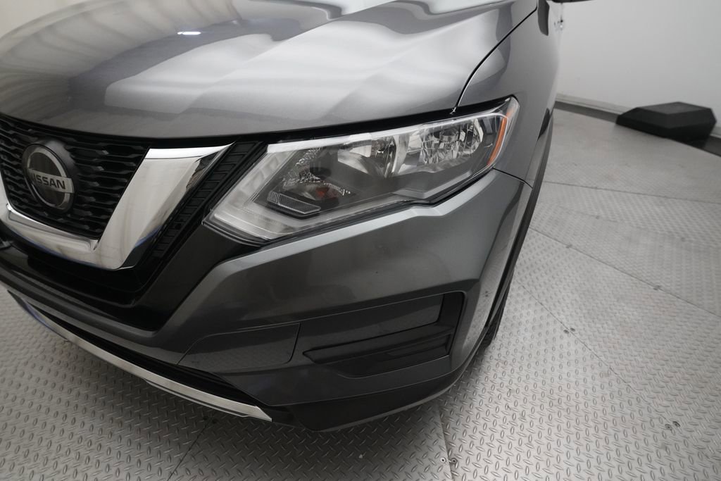 Used 2019 Nissan Rogue SV image 21