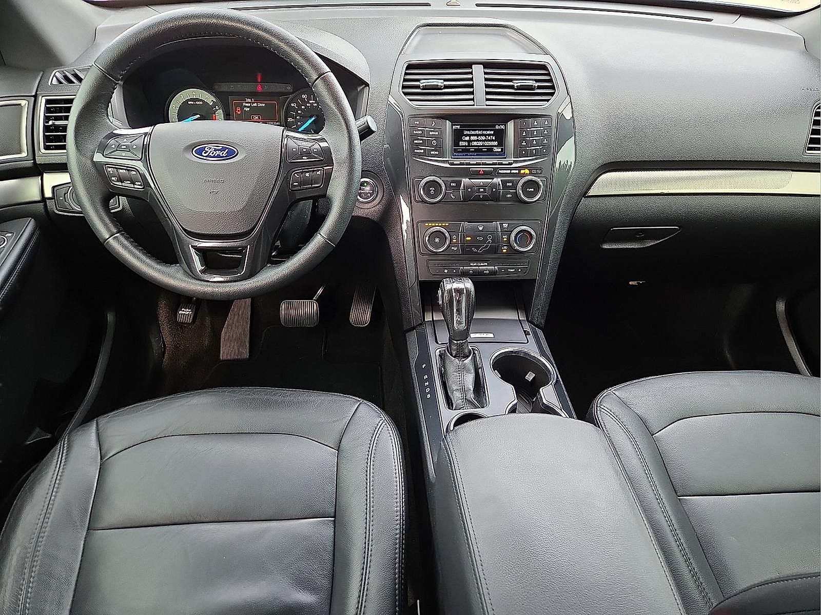 Used 2018 Ford Explorer XLT FWD image 12