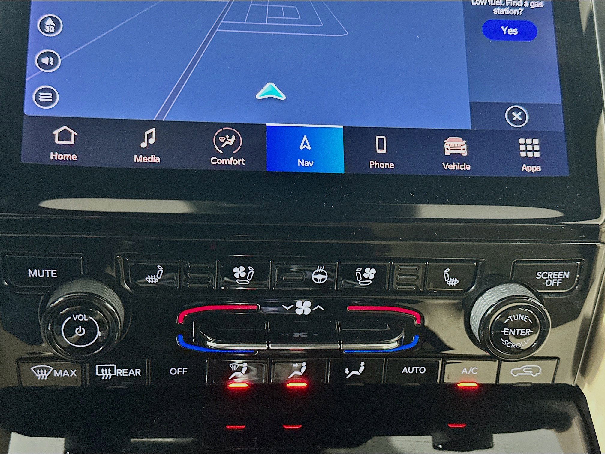 Used 2023 Jeep Grand Cherokee Limited w/ Luxury Tech Group II image 24