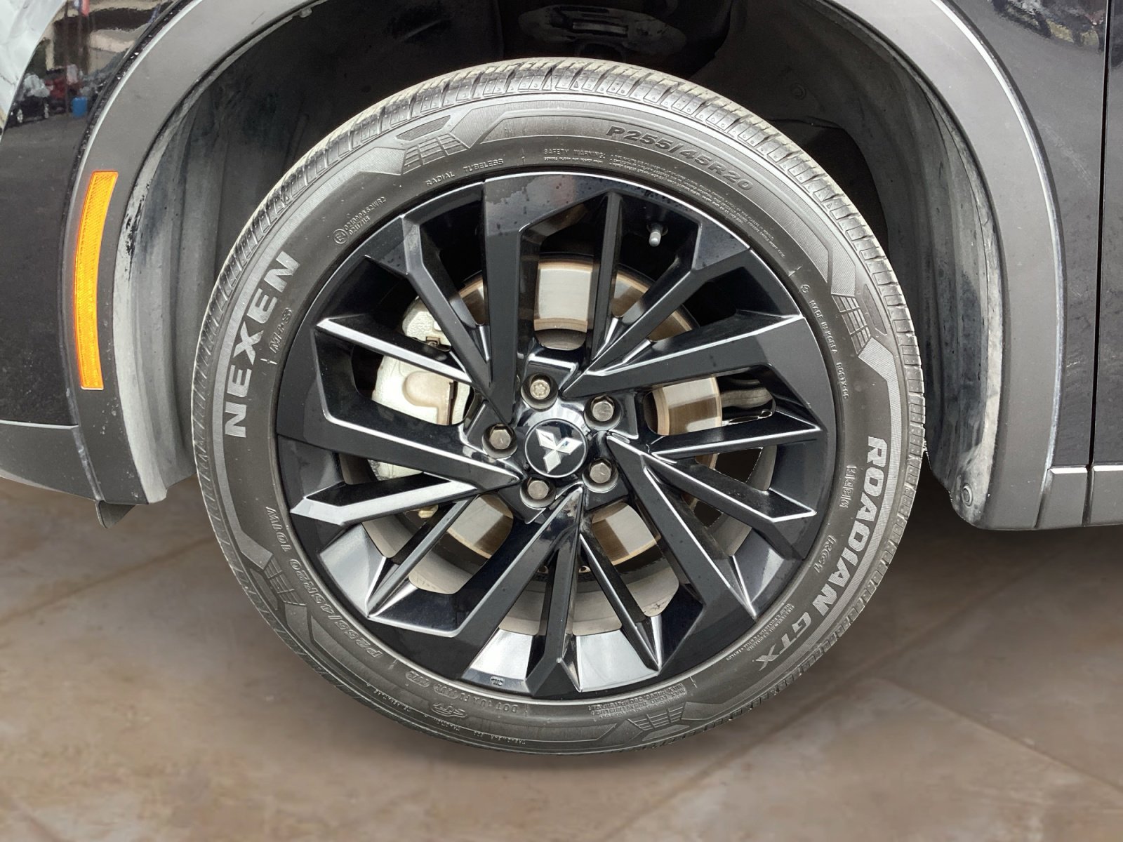 Used 2024 Mitsubishi Outlander SE Black Edition FWD image 32