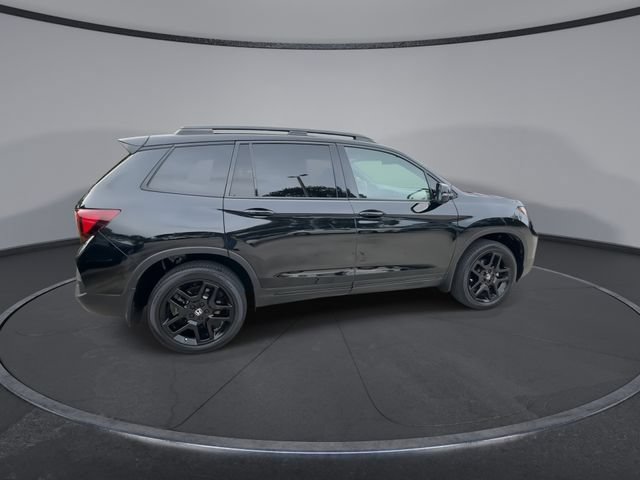 Used 2025 Honda Passport Black Edition image 8