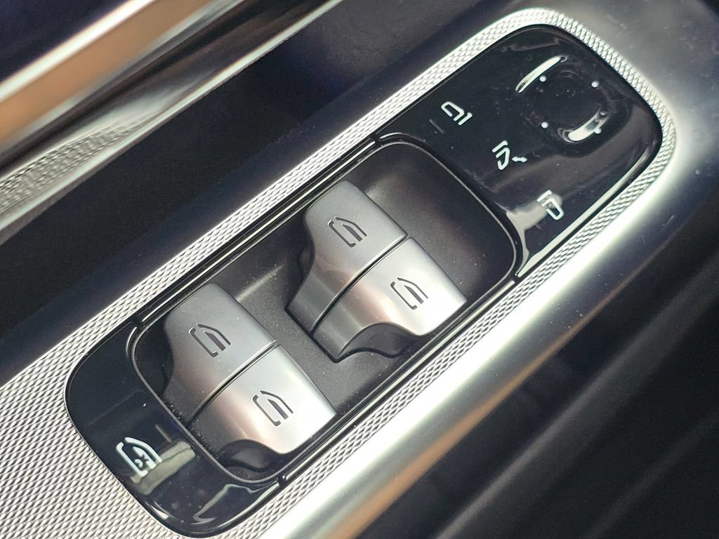 Certified 2026 Mercedes-Benz GLC 300 4MATIC image 29