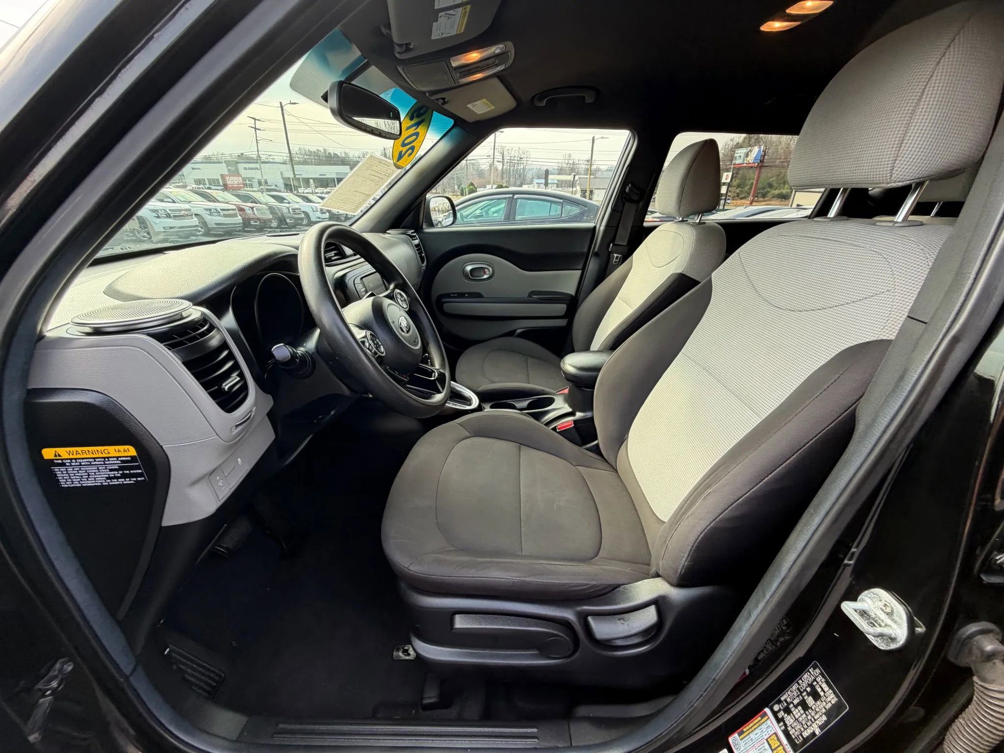 Used 2019 Kia Soul EV image 17