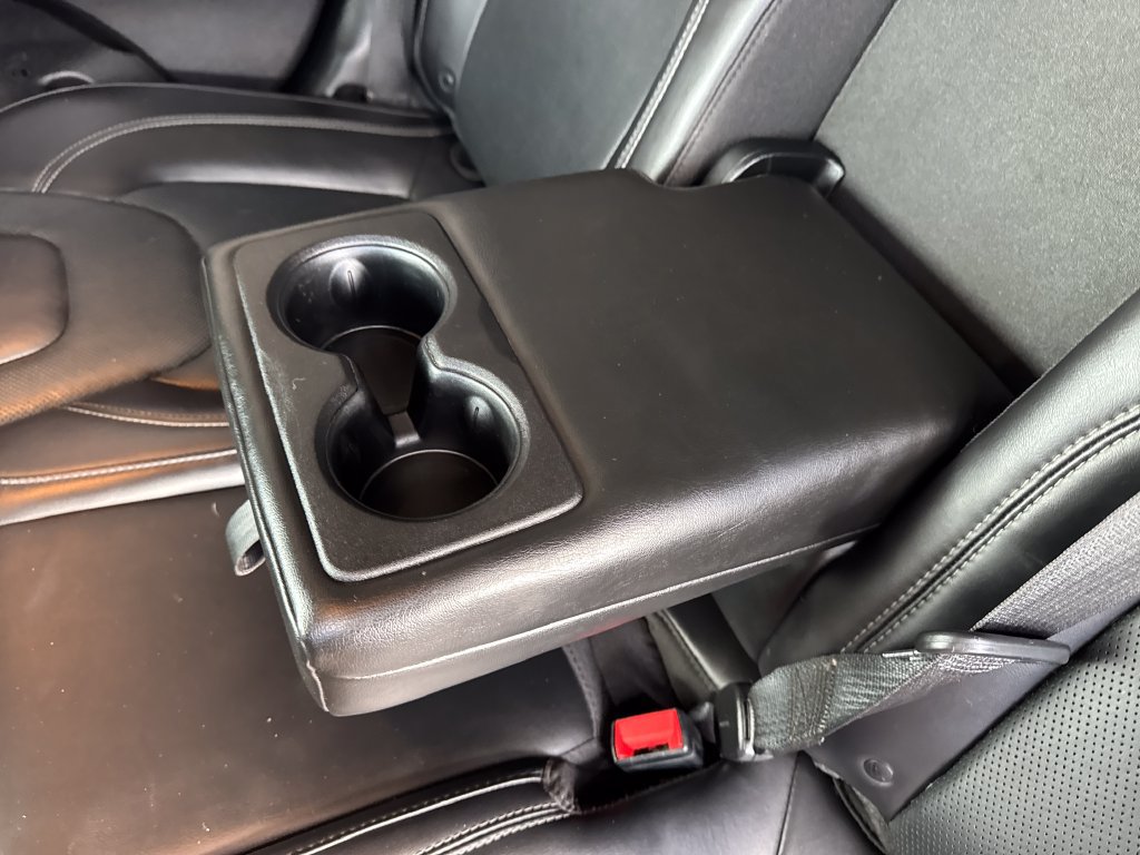 Used 2019 Jeep Cherokee Limited AWD/4WD image 33