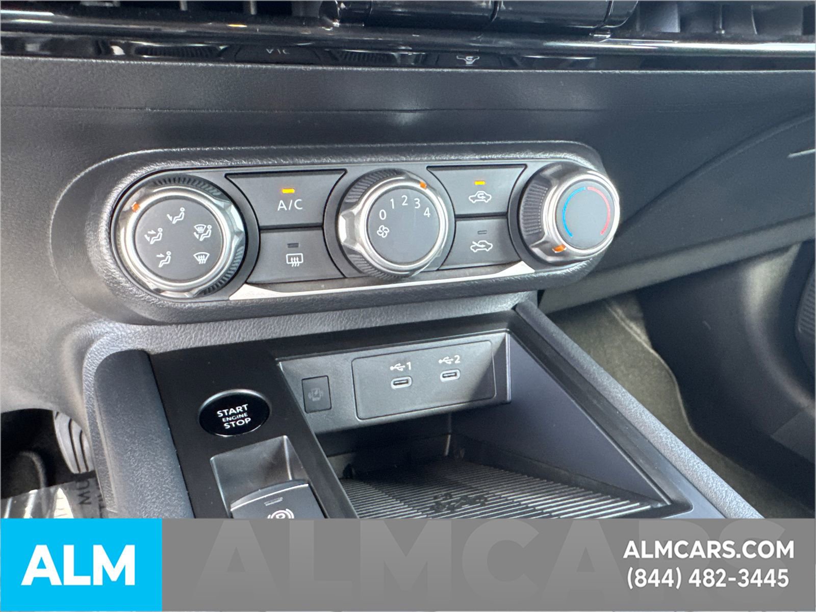 Used 2025 Nissan Kicks SV FWD image 32