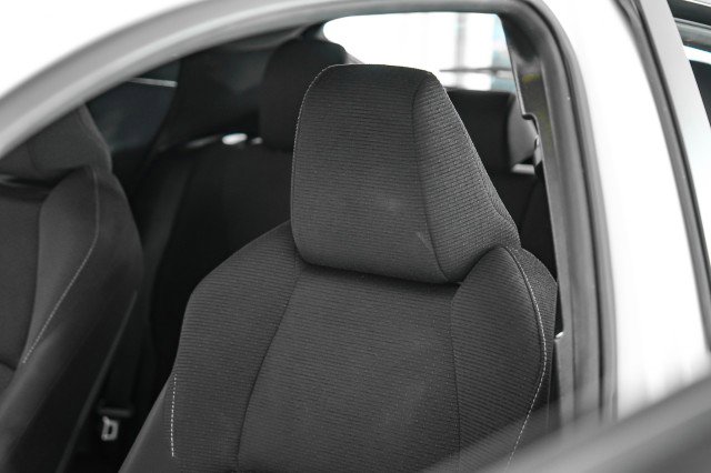 Used 2019 Toyota C-HR LE image 26