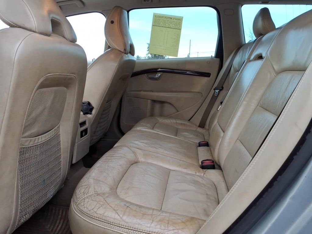 Used 2008 Volvo XC70 3.2 image 20