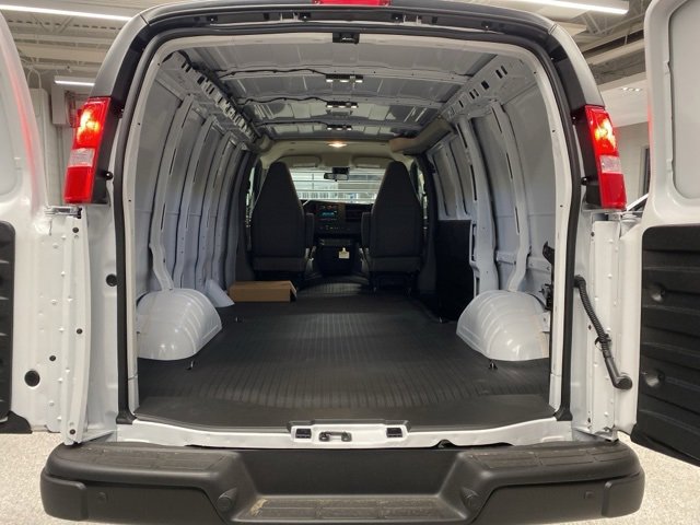 New 2025 Chevrolet Express 2500 w/ Safety Package image 7