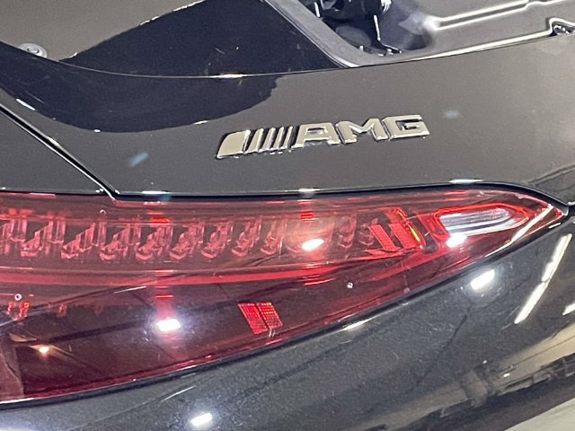 Used 2023 Mercedes-Benz SL 63 AMG 4MATIC image 16