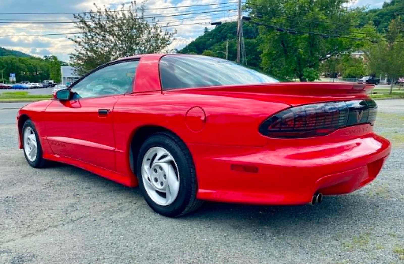Used 1994 Pontiac Firebird Formula RWD image 3