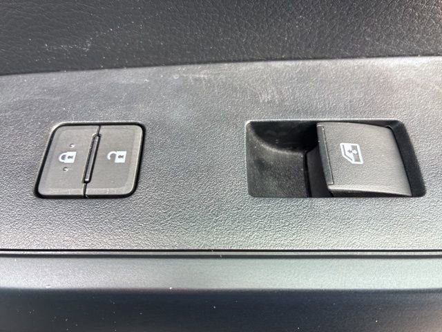 Used 2022 Toyota Tacoma SR image 24