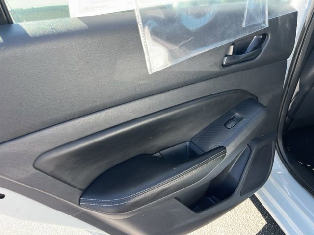 Used 2025 Nissan Altima 2.5 SV FWD image 11