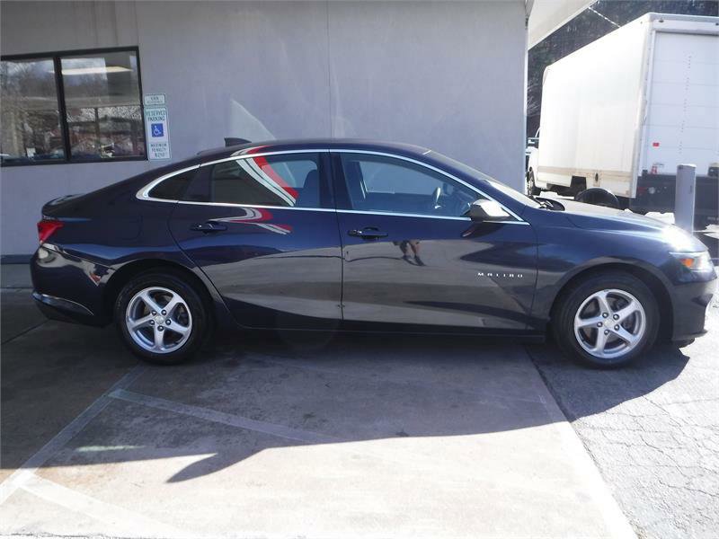Used 2016 Chevrolet Malibu LS image 2