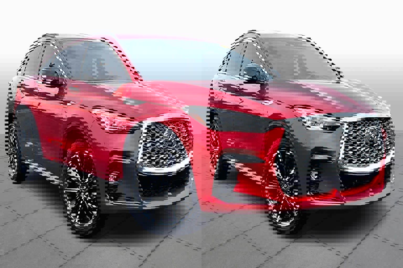 Used 2023 INFINITI QX55 Essential image 3