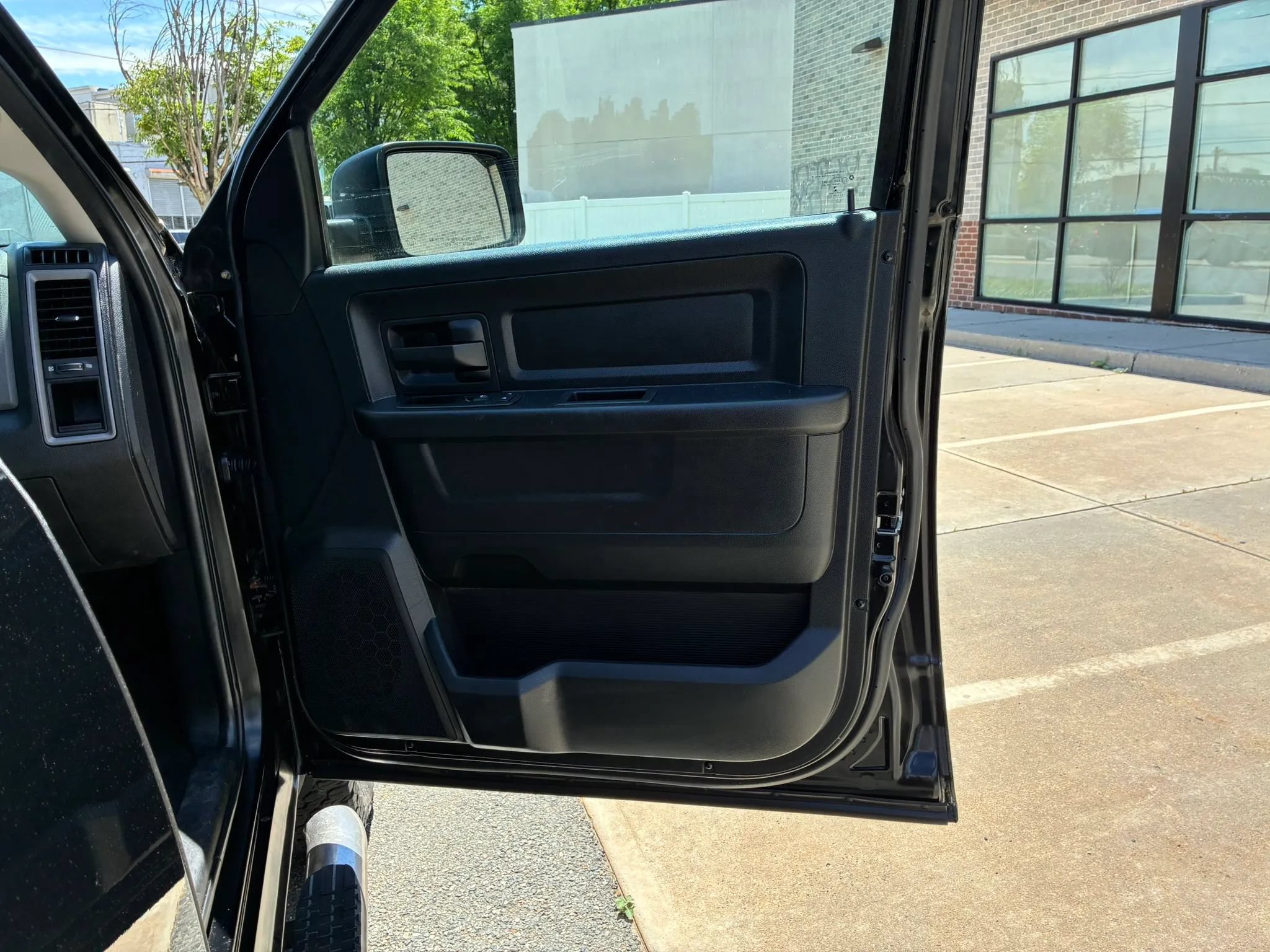 Used 2014 RAM 1500 Express AWD/4WD image 13