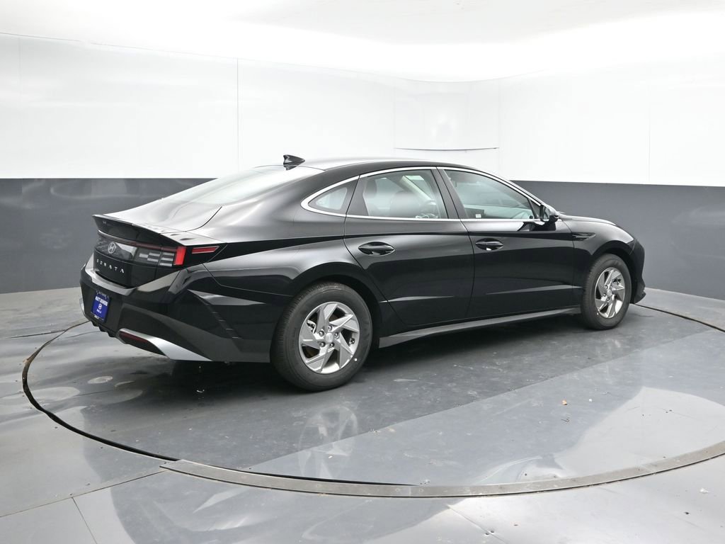 New 2026 Hyundai Sonata SE FWD image 5