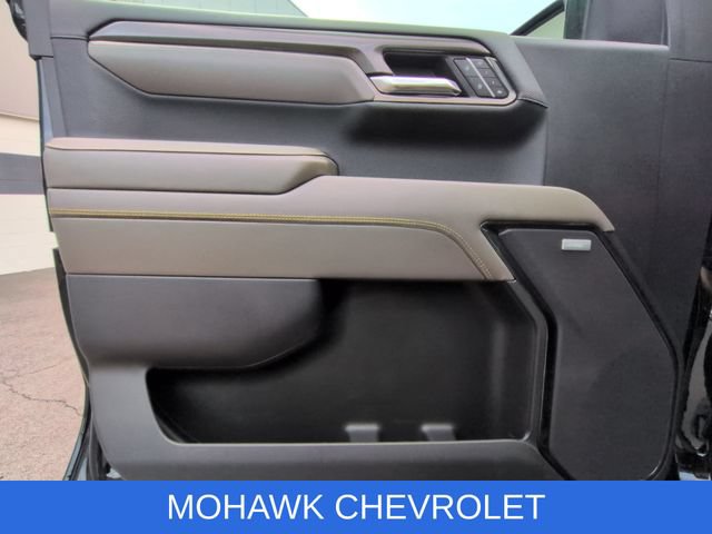 Used 2024 Chevrolet Silverado 1500 ZR2 AWD/4WD image 23