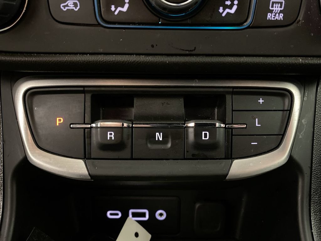 Certified 2023 GMC Terrain SLE w/ Driver Convenience Package FWD image 19