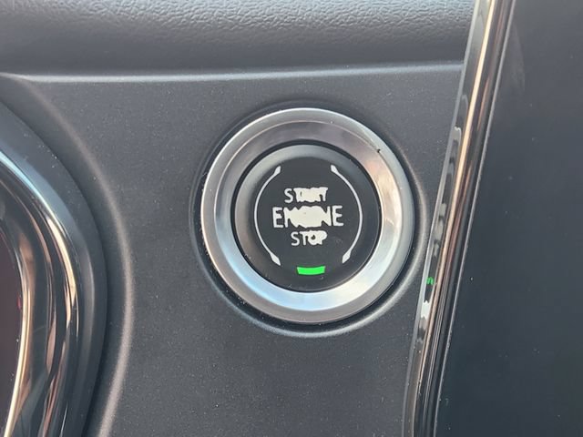 Used 2023 Chevrolet Blazer RS w/ Driver Confidence II Package FWD image 21