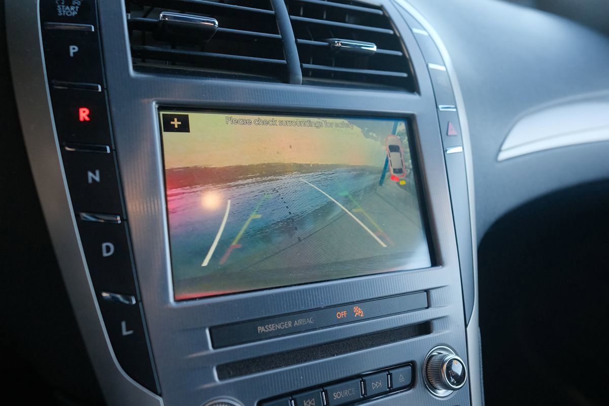 Used 2017 Lincoln MKZ Select FWD image 23