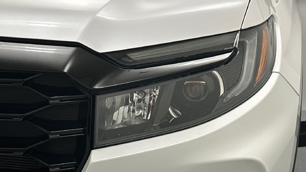 Used 2023 Honda Passport Elite image 22