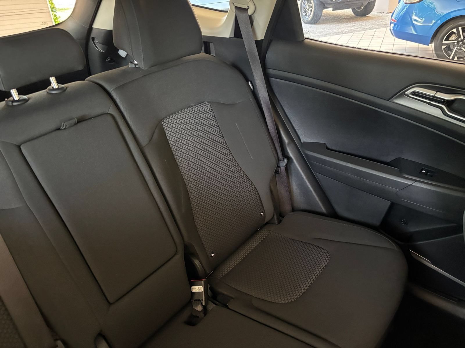 Used 2026 Kia Sportage LX FWD image 36