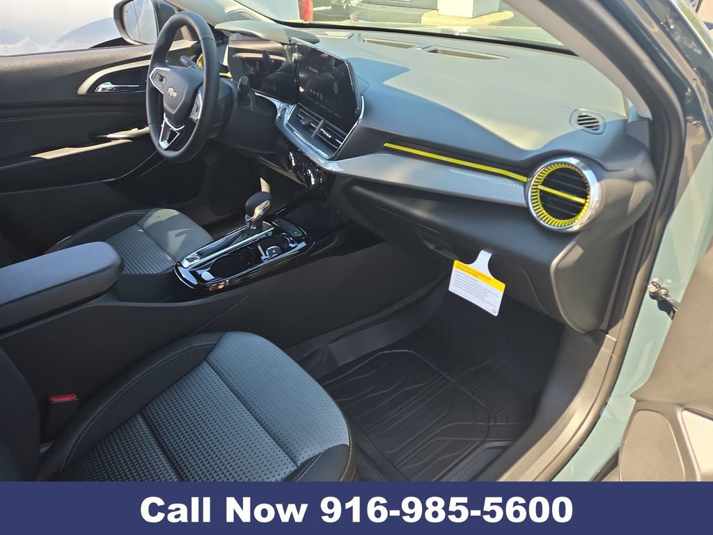 New 2026 Chevrolet Trax LT image 32