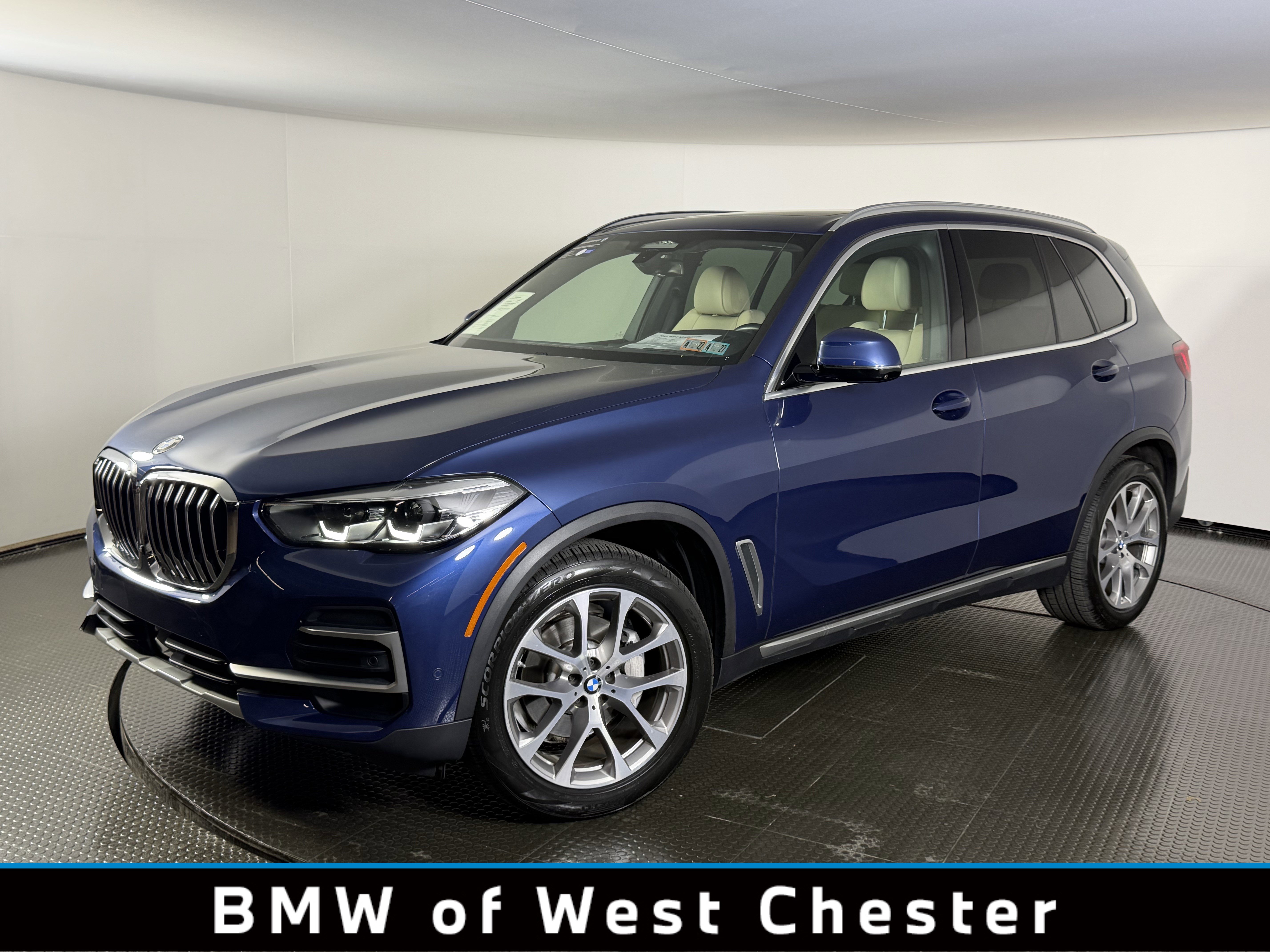 Certified 2022 BMW X5 xDrive40i AWD/4WD image 1
