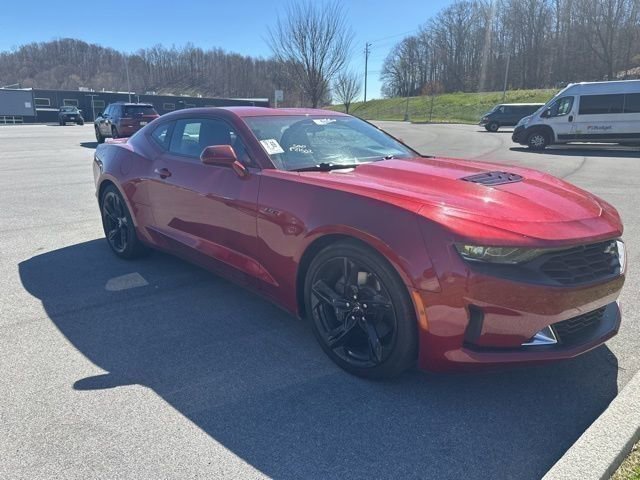 Used 2022 Chevrolet Camaro LT w/ RS Package image 11