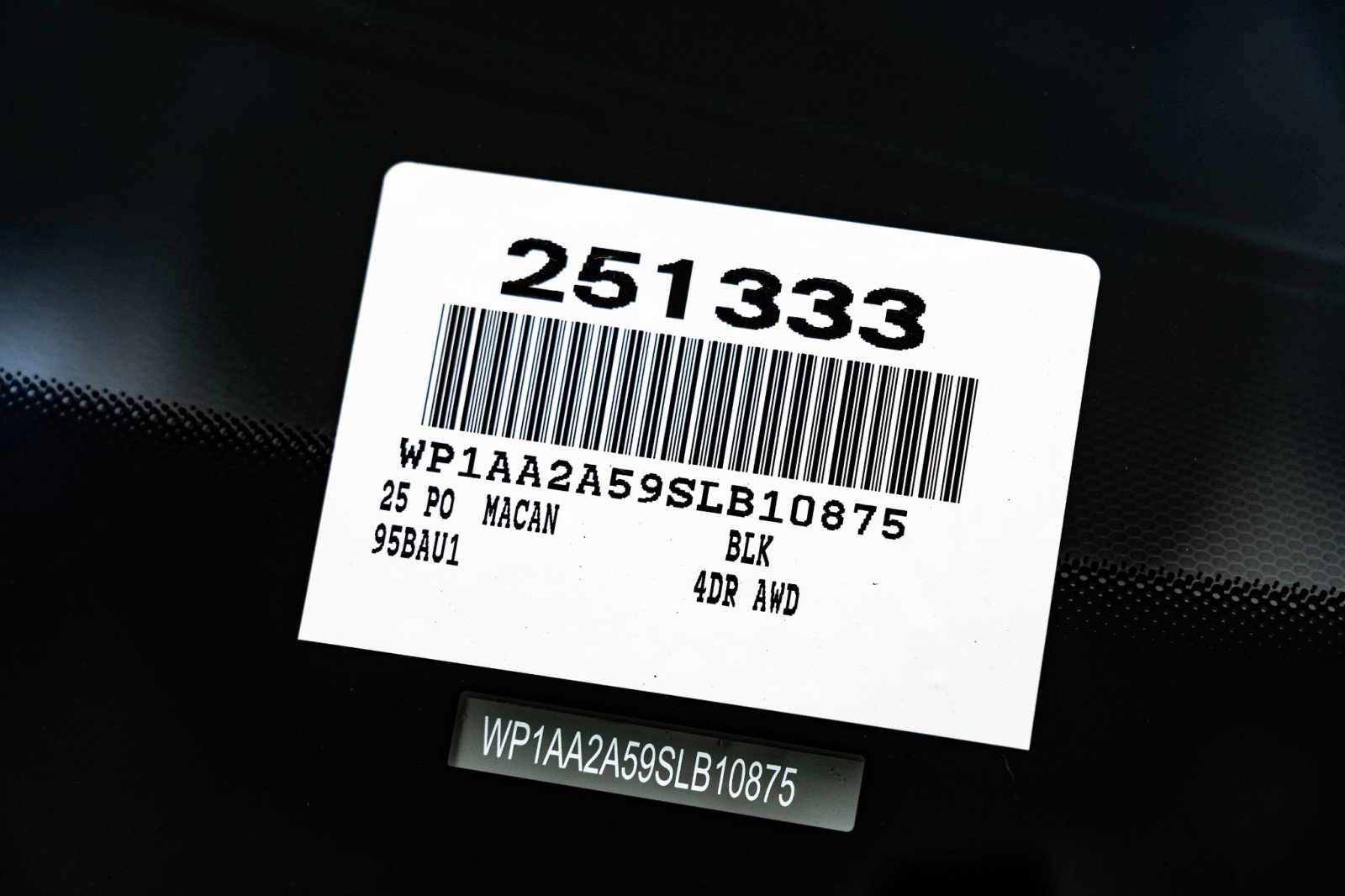 New 2025 Porsche Macan image 30