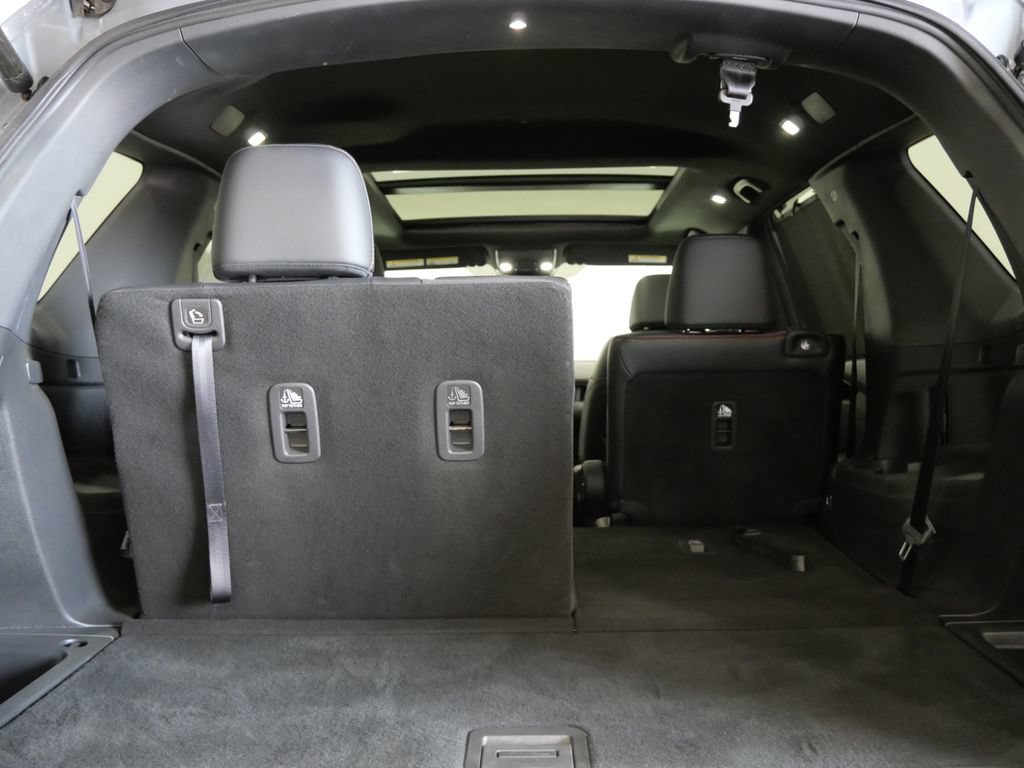 Used 2025 Honda Pilot TrailSport image 29