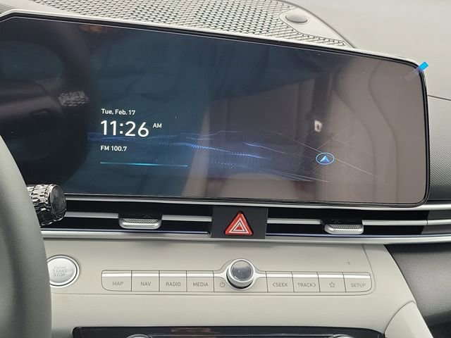 Used 2026 Hyundai Elantra Limited image 9