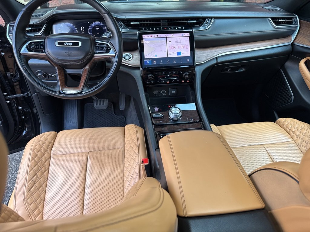 Used 2021 Jeep Grand Cherokee L Summit w/ Luxury Tech Group V image 9