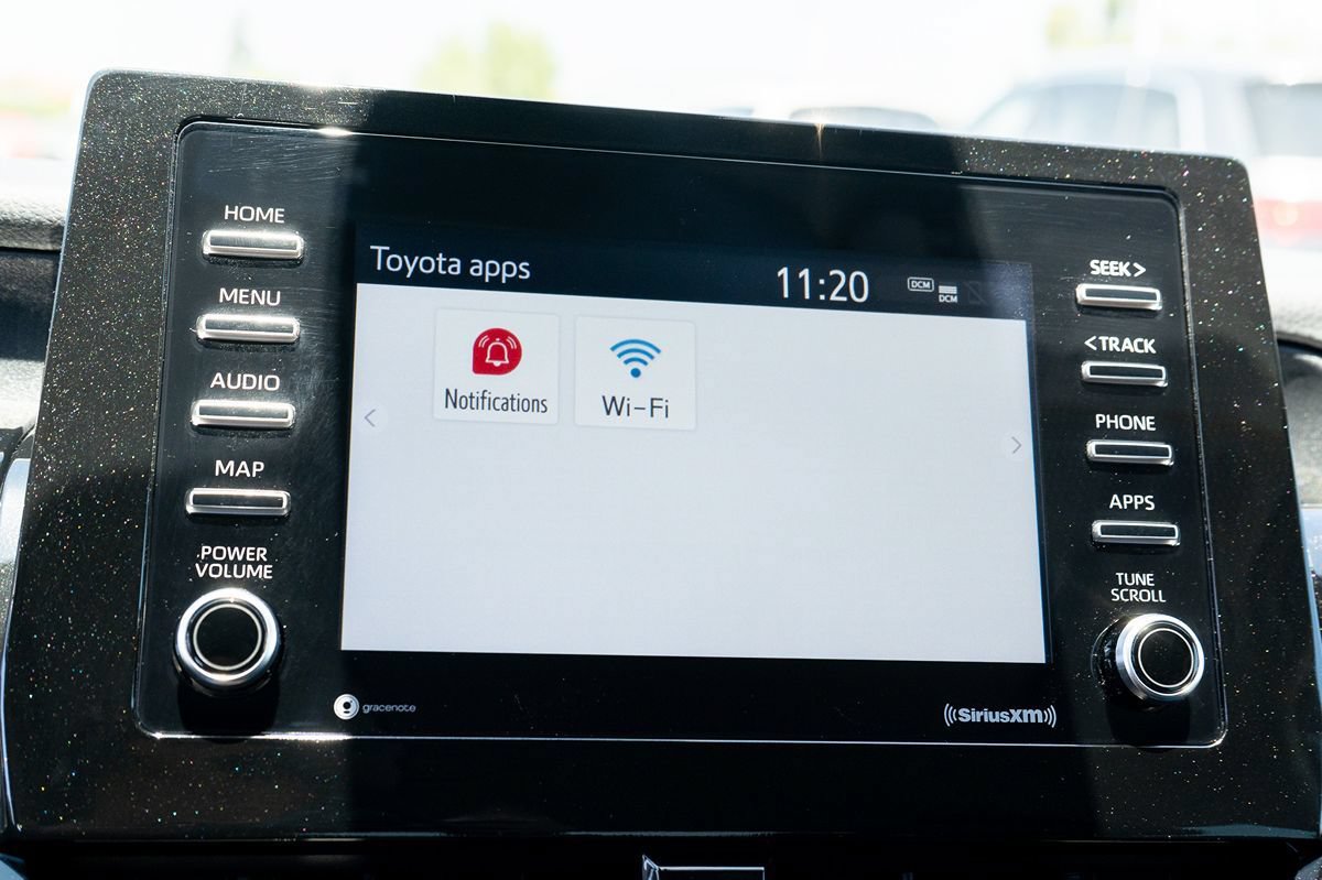 Used 2022 Toyota Camry SE w/ Convenience Package FWD image 28