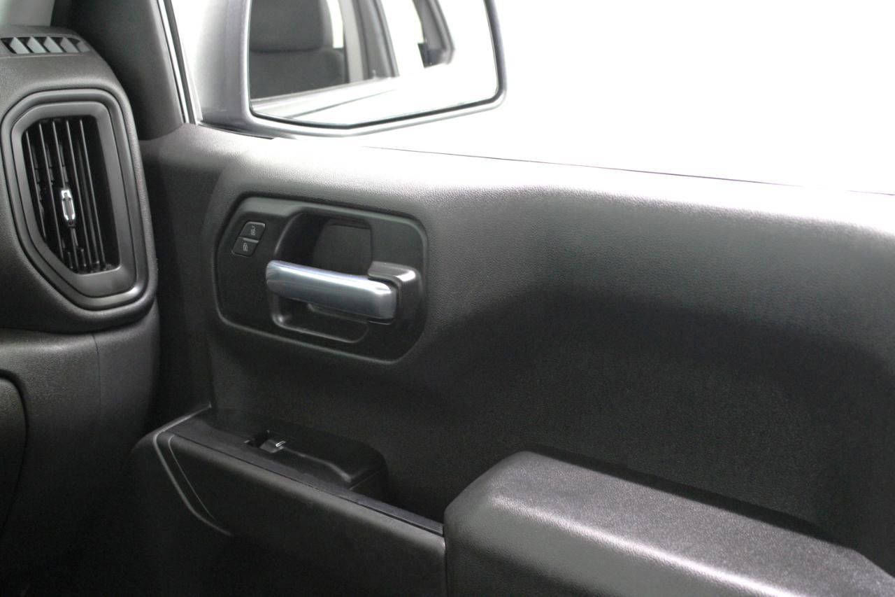 Used 2020 Chevrolet Silverado 1500 Custom w/ Custom Value Package RWD image 54