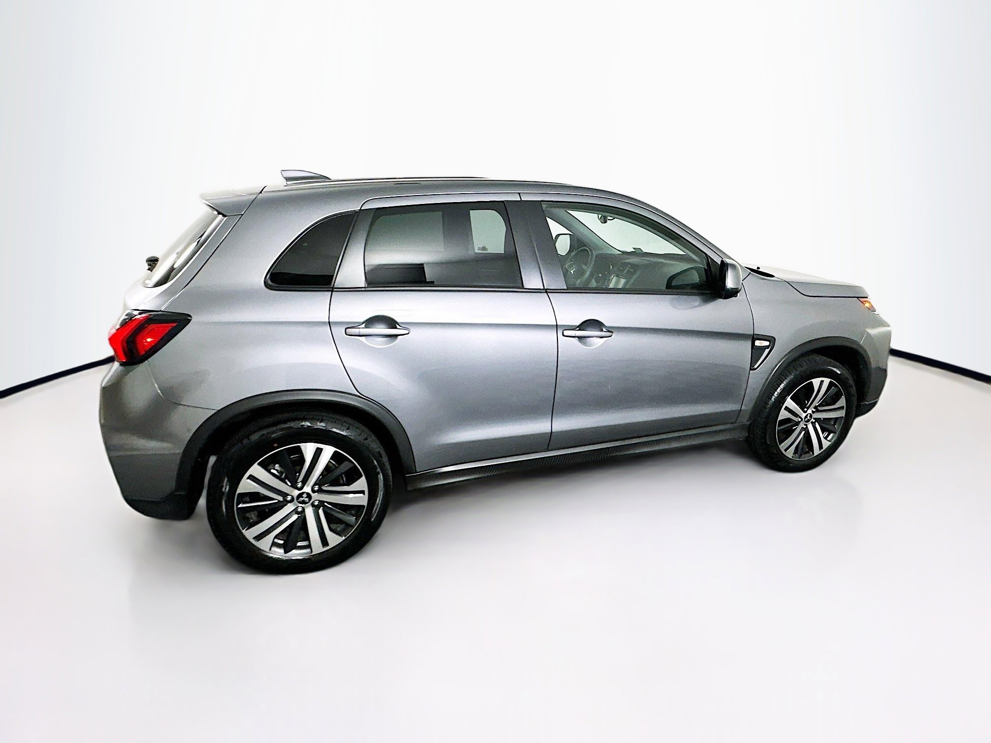 Used 2025 Mitsubishi Outlander Sport AWD image 10