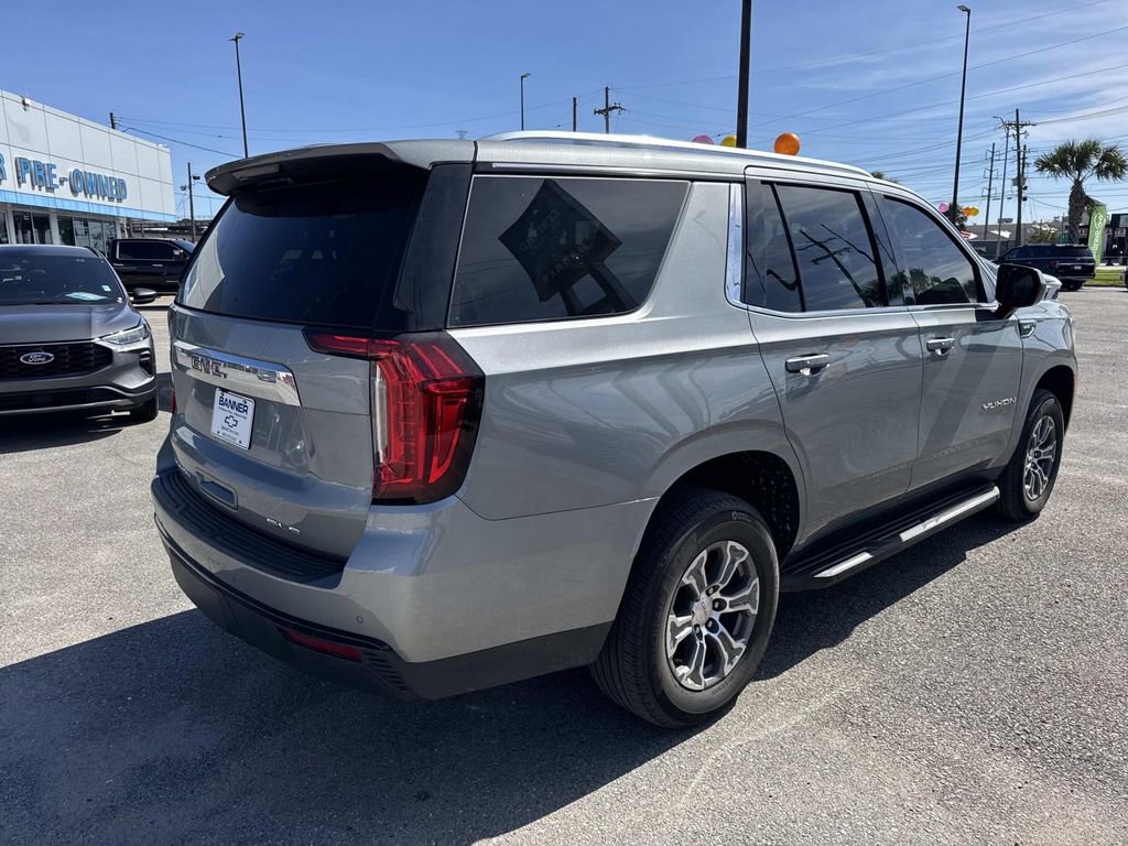 Used 2023 GMC Yukon SLE w/ Gmc Pro Safety Plus Package AWD/4WD image 8