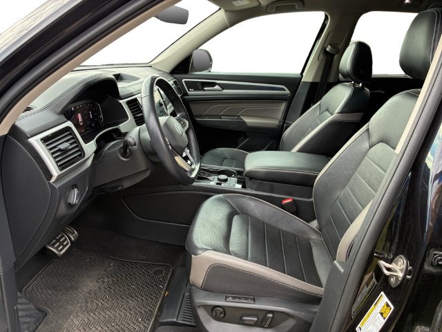 Used 2022 Volkswagen Atlas SEL Premium AWD/4WD image 11