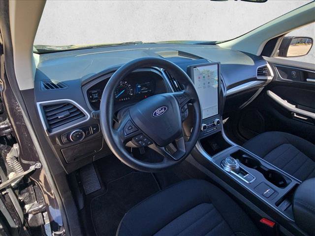 Used 2022 Ford Edge SE image 9