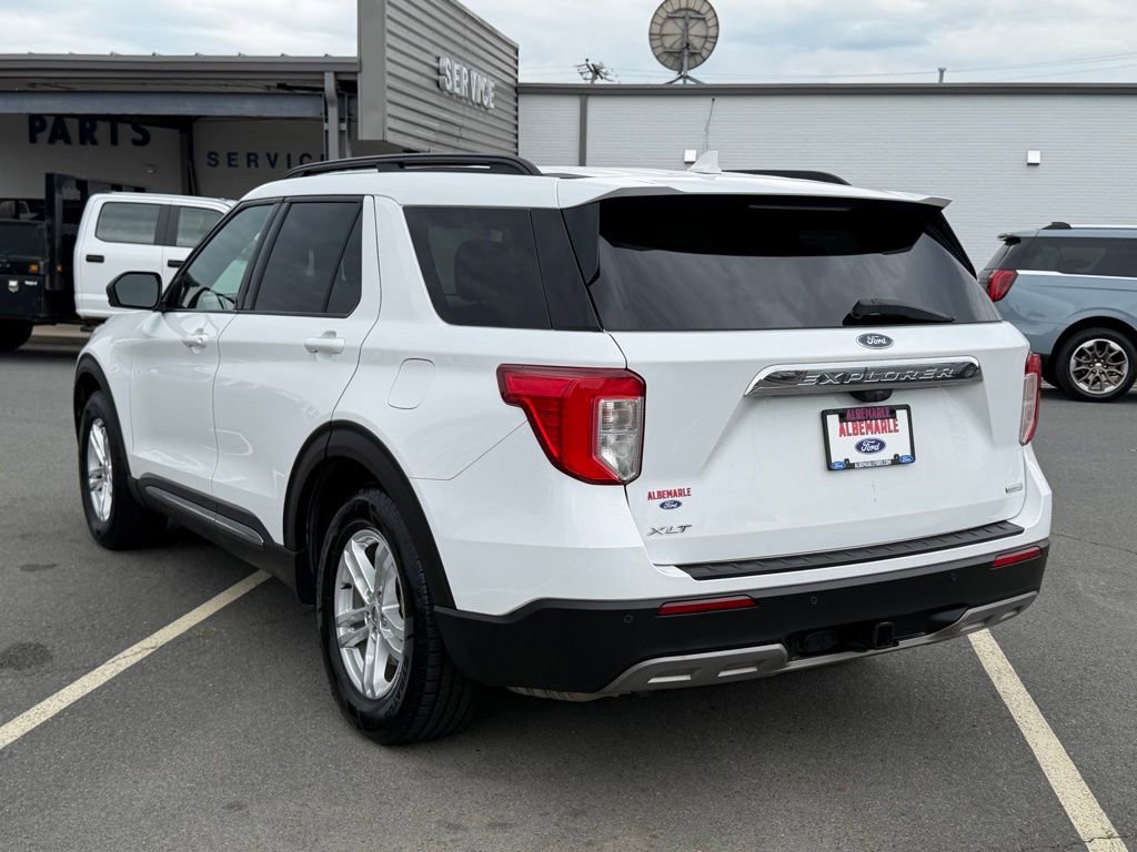 Used 2020 Ford Explorer XLT w/ Equipment Group 202A RWD image 6